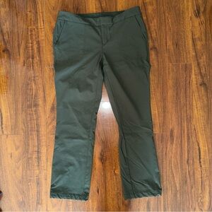 Athleta Wander Trek Tech Pants Women’s 14P Petite Olive Green Hiking Outdoor